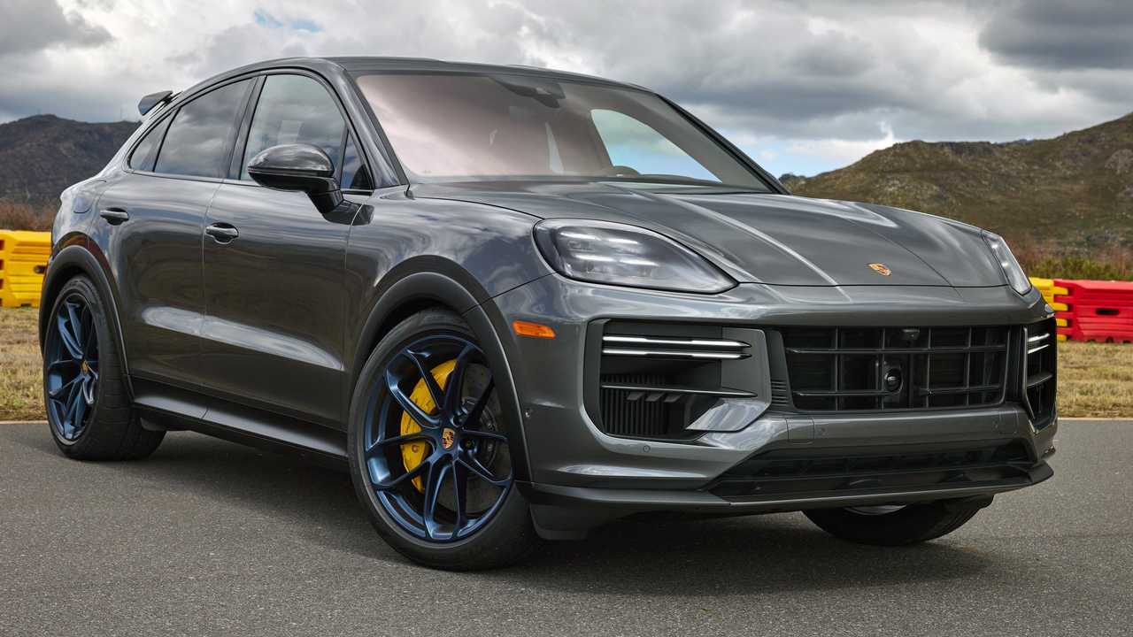 2025 Porsche Cayenne Picture Gallery: Interior And Exterior Design