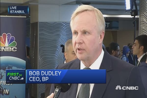 31% Drop In BP Chief Executive's Salary 31% Drop In BP Chief Executive's Salary
