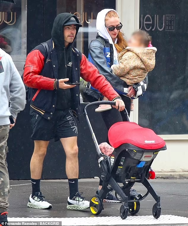 A Married Couple's Fight Over Joe Jonas: His Reaction A Married Couple's Fight Over Joe Jonas: His Reaction