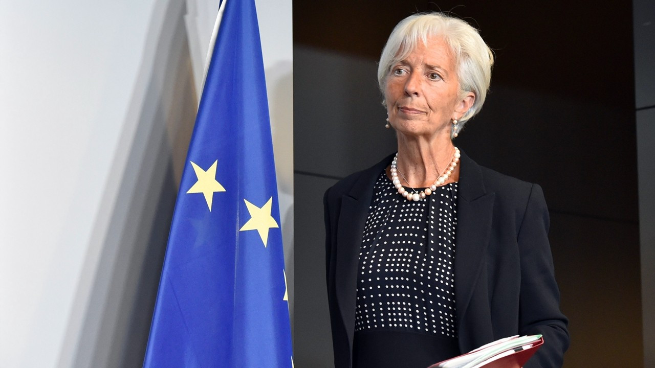 ABD Vergileri: Avrupa Merkez Bankası'nın Yeni Uyarısı Ve Etkileri ABD Vergileri: Avrupa Merkez Bankası'nın Yeni Uyarısı Ve Etkileri