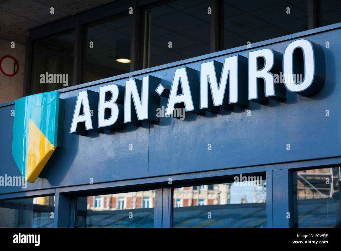 ABN Amro: Dutch Central Bank Eyes Potential Fine Over Bonuses ABN Amro: Dutch Central Bank Eyes Potential Fine Over Bonuses