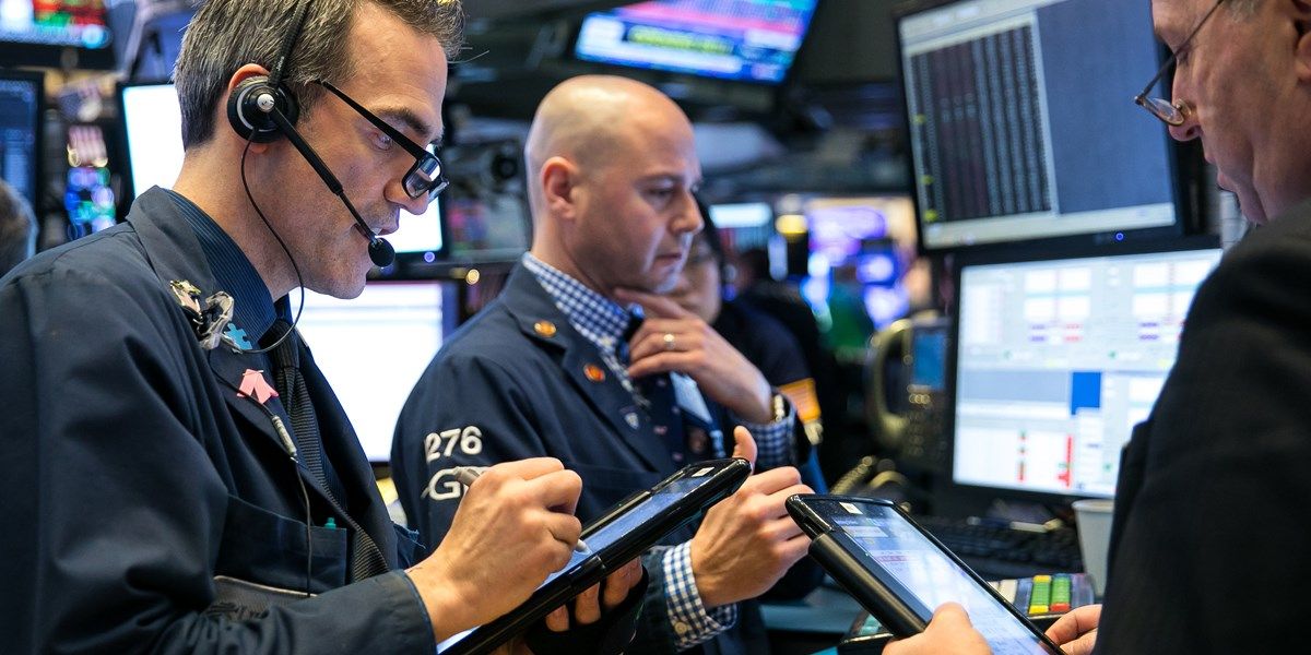 AEX In De Plus Ondanks Onrust Op Wall Street: Wat Betekenen Deze Tegengestelde Trends? AEX In De Plus Ondanks Onrust Op Wall Street: Wat Betekenen Deze Tegengestelde Trends?