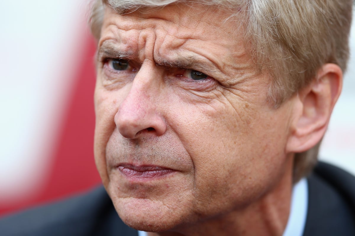 Agent's Meeting Sparks Transfer Speculation: Liverpool And Arsenal Involved Agent's Meeting Sparks Transfer Speculation: Liverpool And Arsenal Involved
