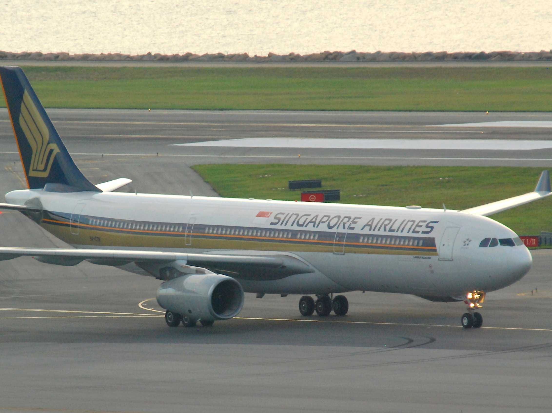 Aircraft Carrier Incident: $60 Million Jet Lost At Sea
