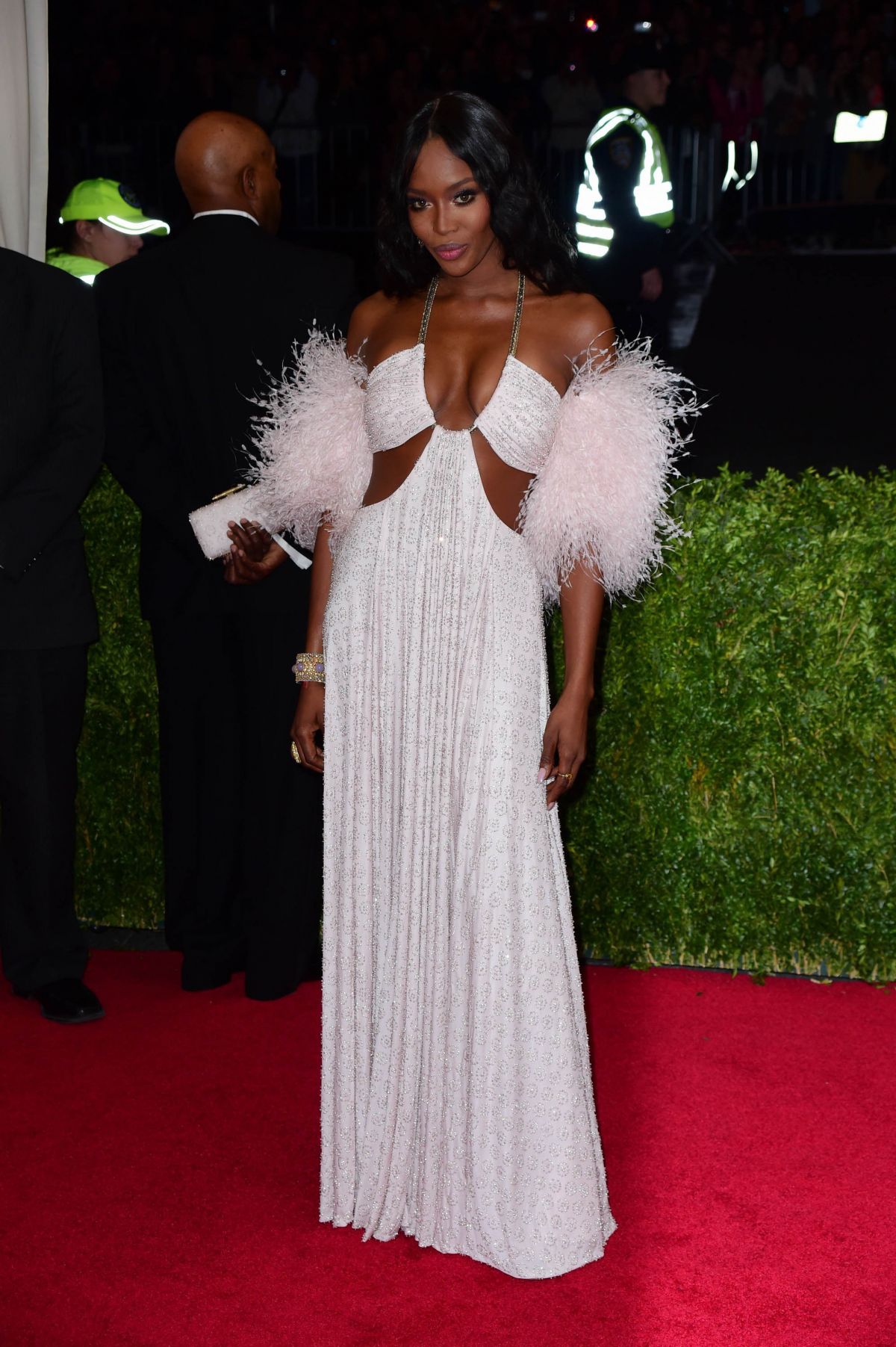 Alleged Naomi Campbell Met Gala Ban Sparks Wintour Feud Rumors Alleged Naomi Campbell Met Gala Ban Sparks Wintour Feud Rumors