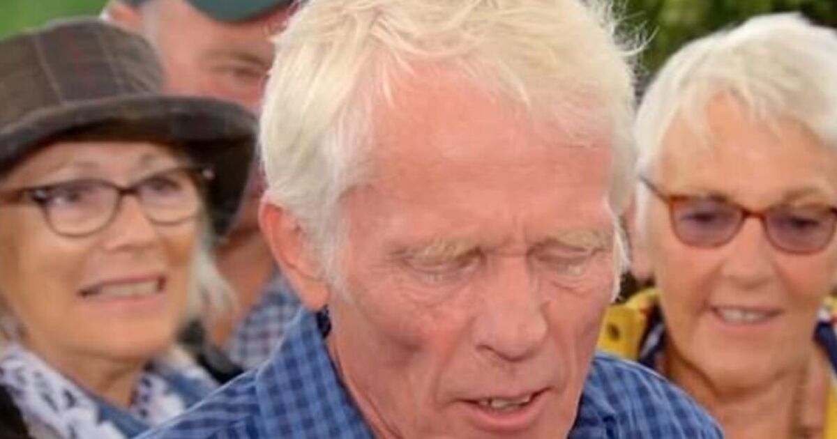American Couple Arrested In UK After Appearing On BBC Antiques Roadshow American Couple Arrested In UK After Appearing On BBC Antiques Roadshow