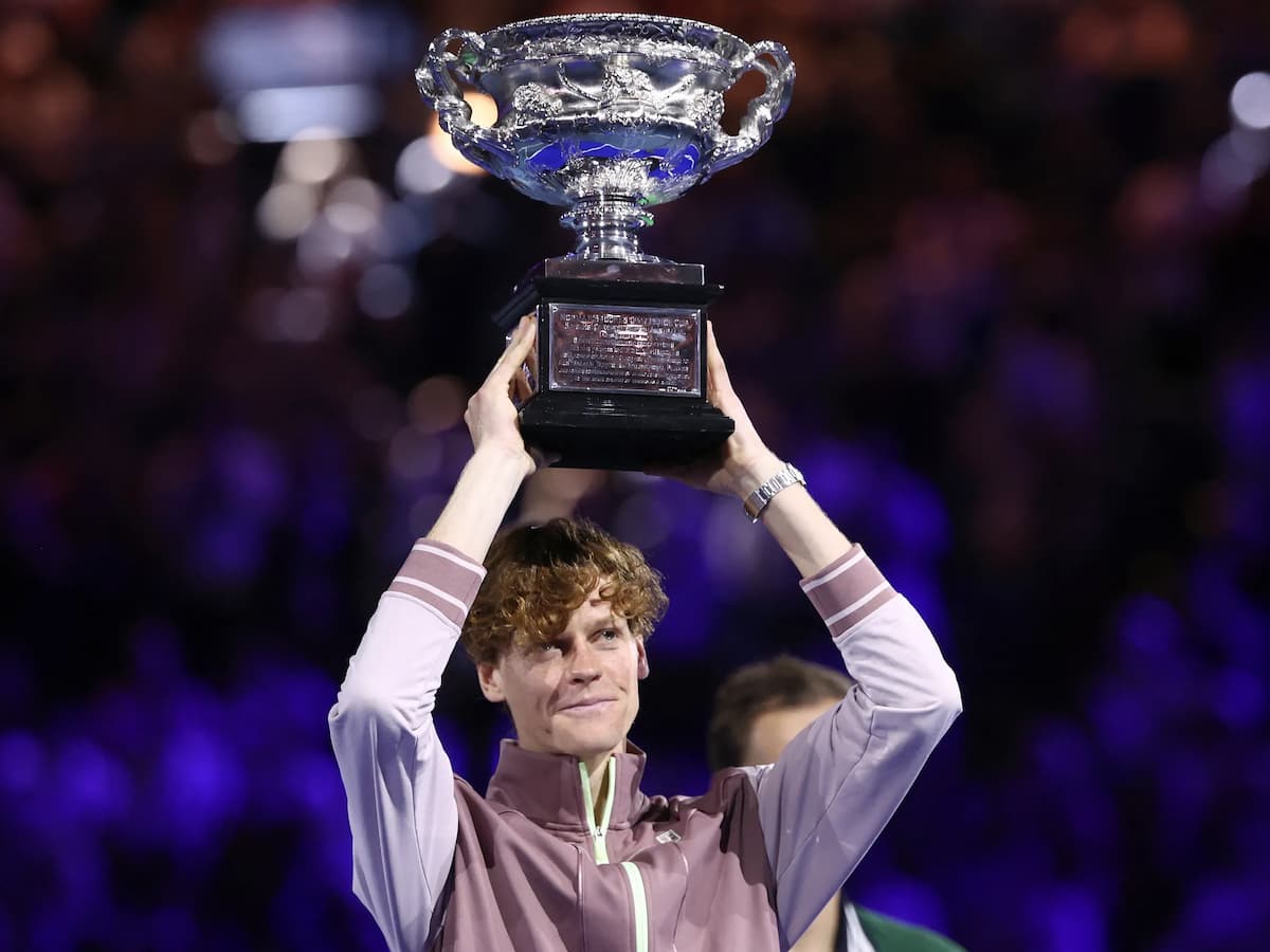 Analyzing Brand Power: Jannik Sinner's Logo And Roger Federer's RF Success Analyzing Brand Power: Jannik Sinner's Logo And Roger Federer's RF Success