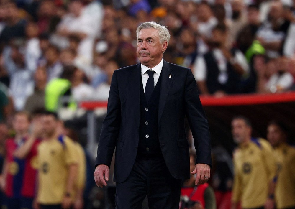 Ancelotti'nin Ayrılığının Ardından: Real Madrid'in Yeni Teknik Direktör Arayışı Ancelotti'nin Ayrılığının Ardından: Real Madrid'in Yeni Teknik Direktör Arayışı