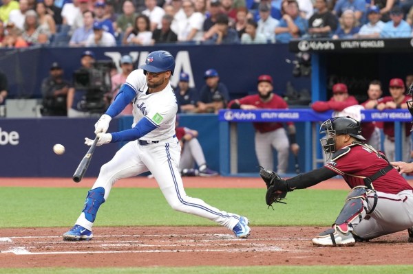 Angels' Eighth Inning Power Surge Leads To Blue Jays Defeat Angels' Eighth Inning Power Surge Leads To Blue Jays Defeat