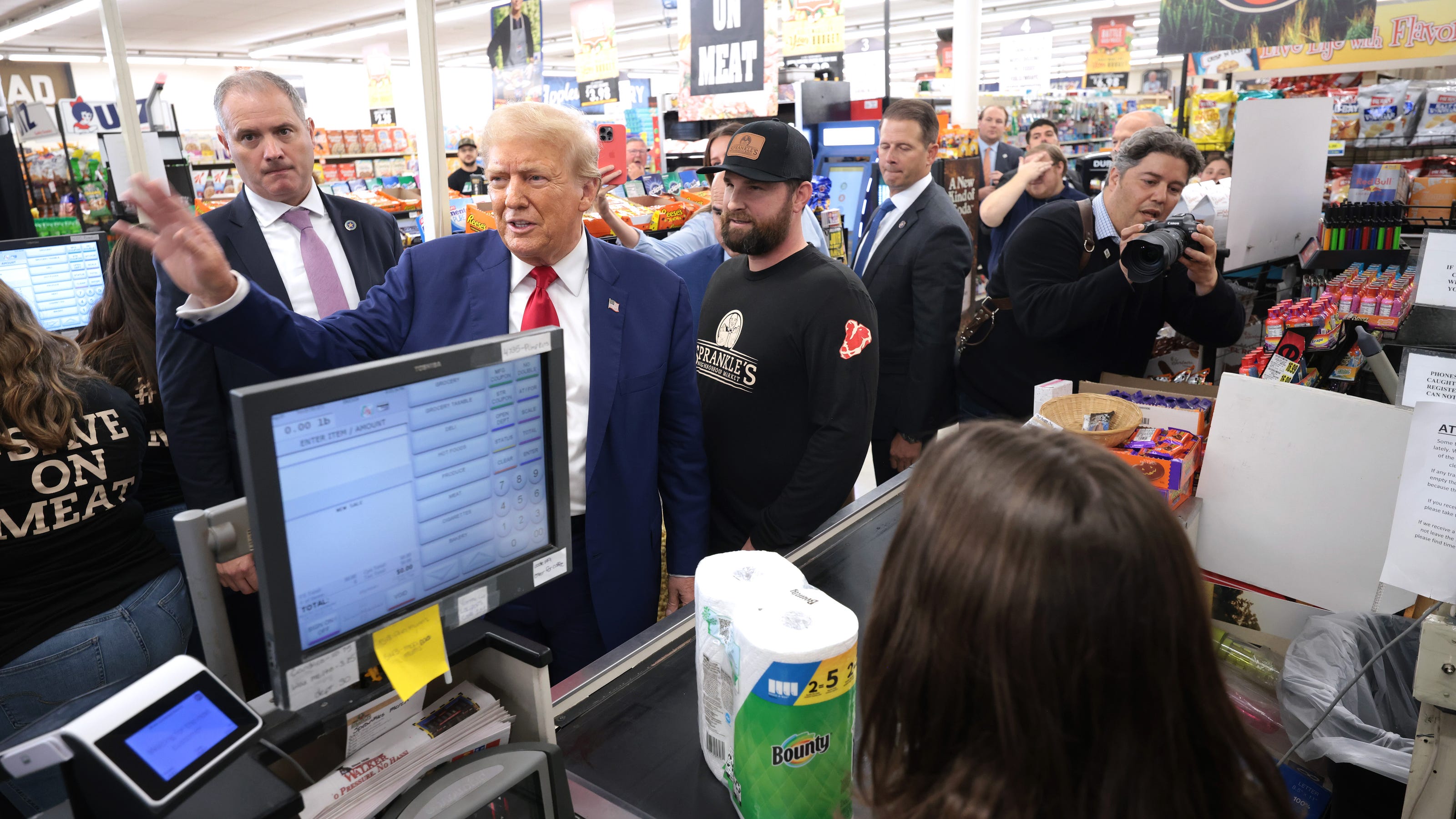 Apple Vs. Trump Tariffs: Will Buffett's Top Tech Stock Crack? Apple Vs. Trump Tariffs: Will Buffett's Top Tech Stock Crack?