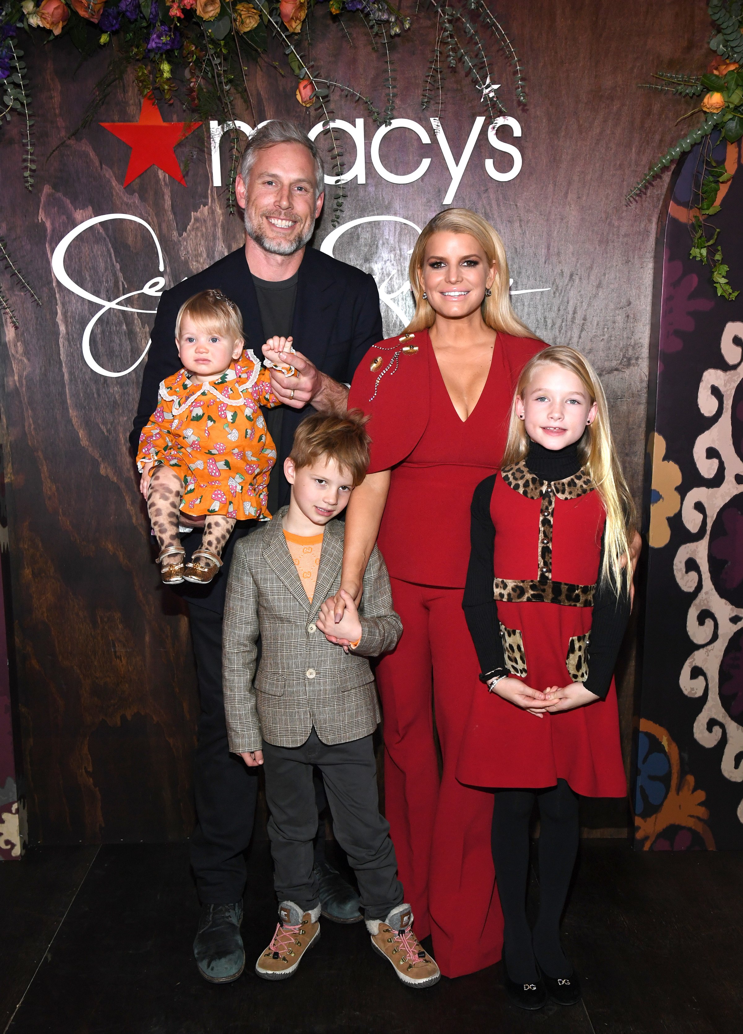 Are Jessica Simpson And Eric Johnson Back Together? New Sighting Sparks Debate Are Jessica Simpson And Eric Johnson Back Together? New Sighting Sparks Debate