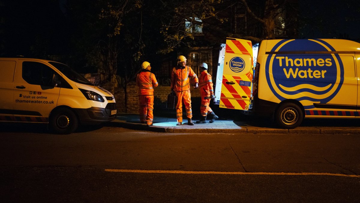 Are Thames Water Executive Bonuses Fair? A Critical Analysis Are Thames Water Executive Bonuses Fair? A Critical Analysis