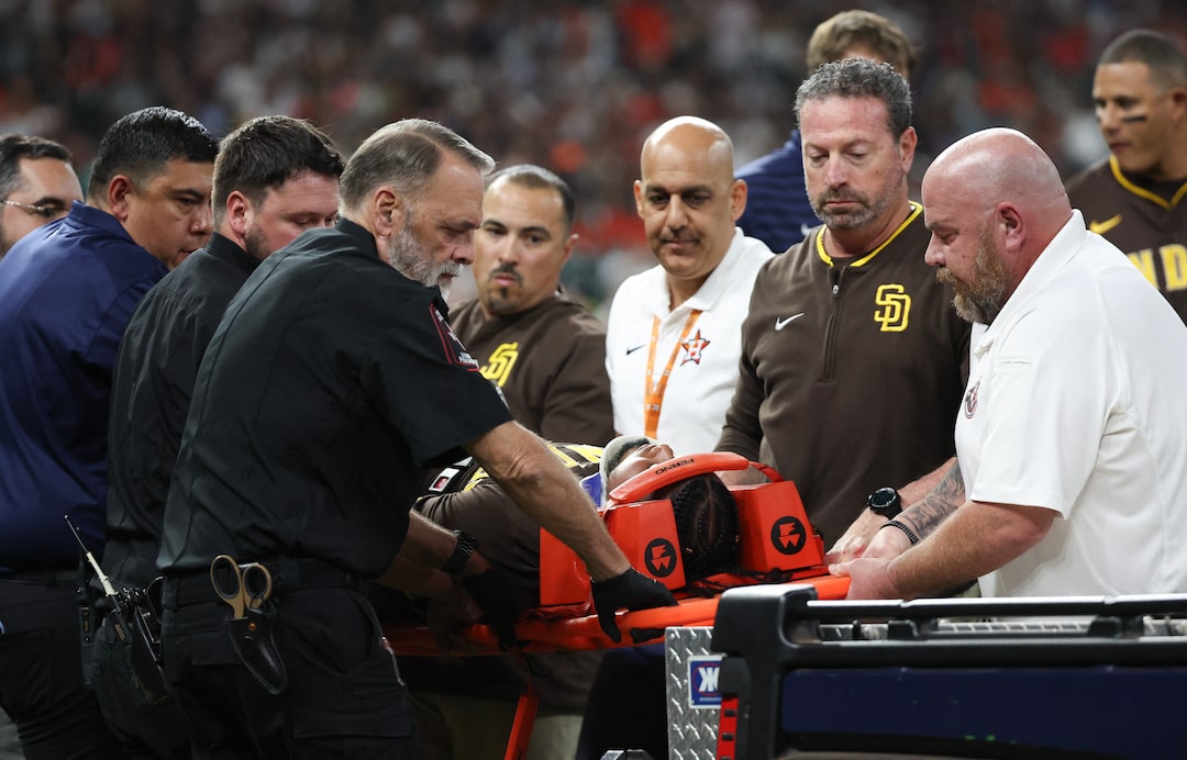 Arraez Carted Off After Collision: Dubón Involved In MLB Incident Arraez Carted Off After Collision: Dubón Involved In MLB Incident