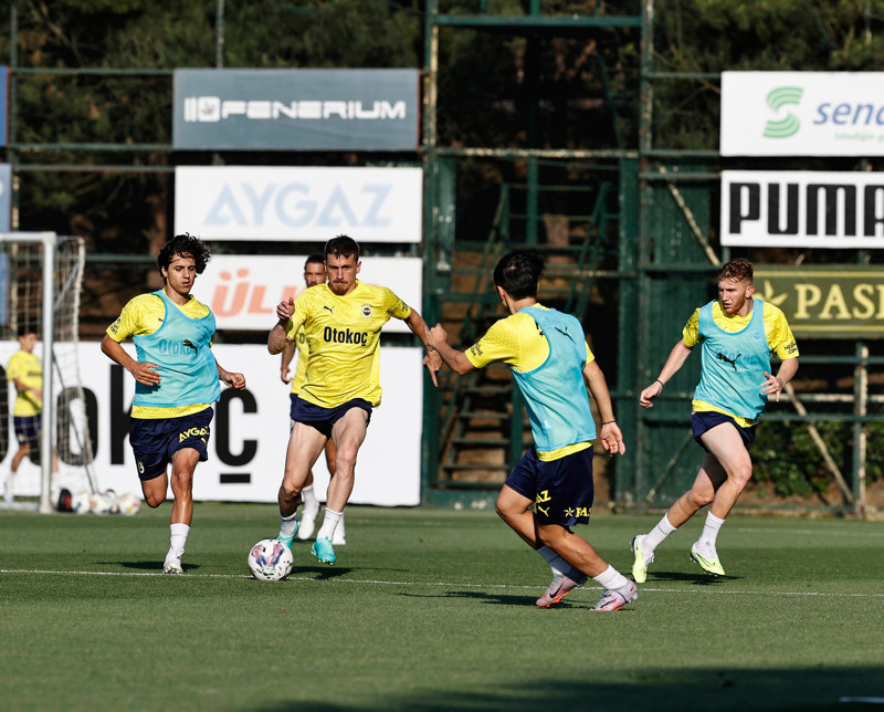 Avrupa'da Bomba Etki: İngiliz Devinden Dev Transfer Yakın! Avrupa'da Bomba Etki: İngiliz Devinden Dev Transfer Yakın!