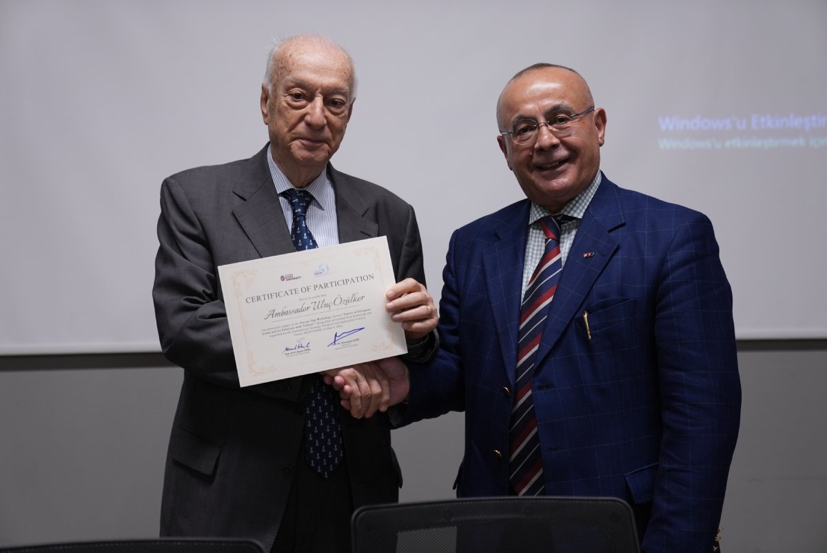 Avrupa Ile İş Birliğinin Geleceği: Kritik Konular Ve Çözüm Önerileri Avrupa Ile İş Birliğinin Geleceği: Kritik Konular Ve Çözüm Önerileri