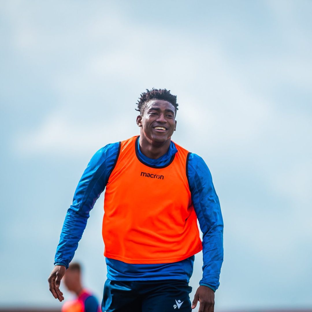 Awoniyi Supports Nottingham Muslim Community With Ramadan Iftar Awoniyi Supports Nottingham Muslim Community With Ramadan Iftar