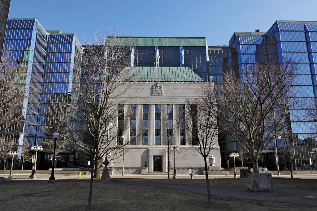 Bank Of Canada Interest Rate Decision: Tariffs And Job Losses Fuel Speculation Bank Of Canada Interest Rate Decision: Tariffs And Job Losses Fuel Speculation