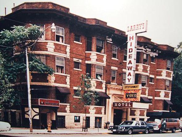 Bar Roma: BlogTO's Take On The Toronto Bar Scene