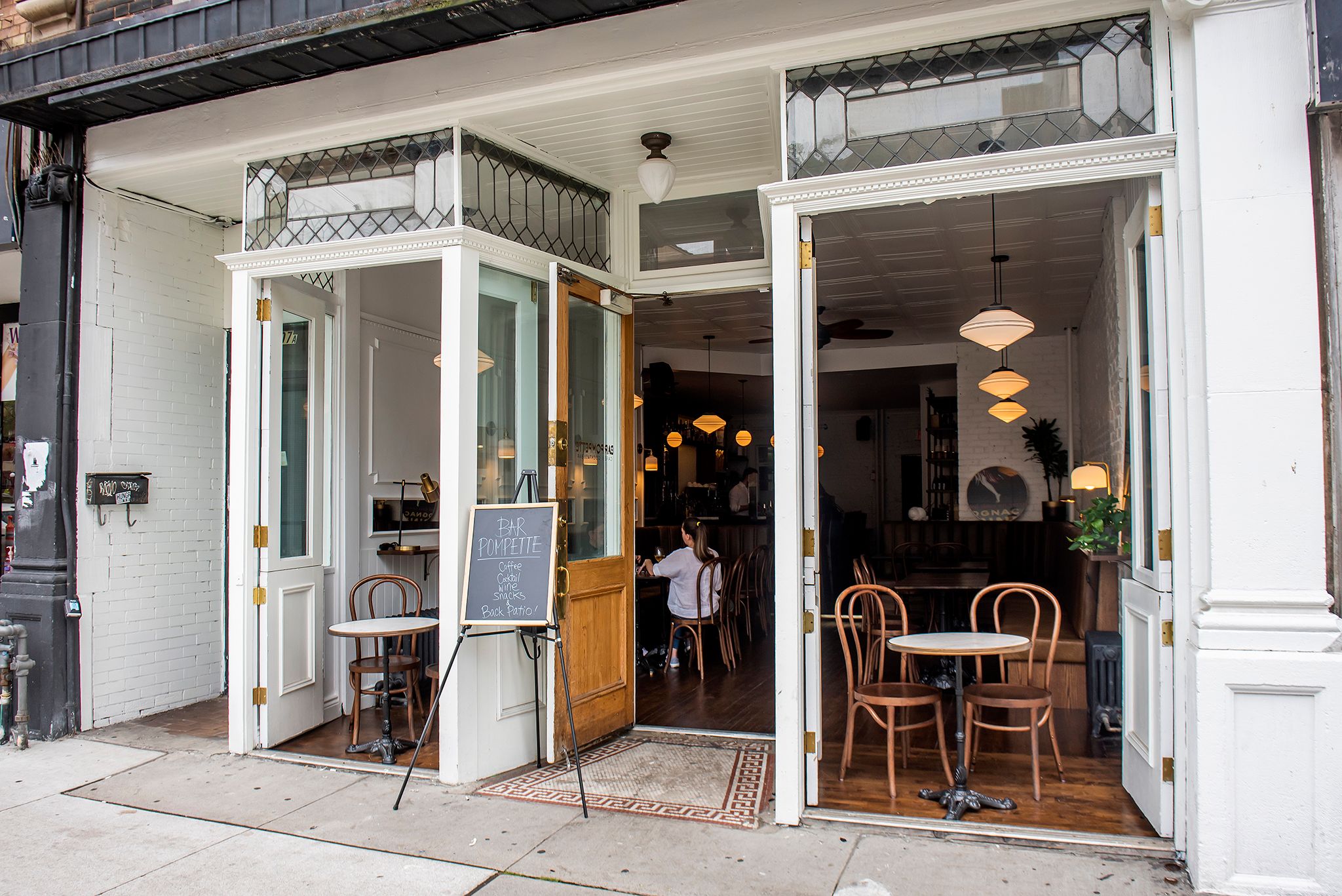 Bar Roma, Toronto: What To Expect (blogTO) Bar Roma, Toronto: What To Expect (blogTO)