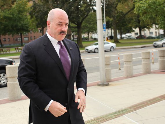 Bernard Kerik, Ex-NYPD Commissioner, Receives Medical Care: Expected To Recover Fully Bernard Kerik, Ex-NYPD Commissioner, Receives Medical Care: Expected To Recover Fully