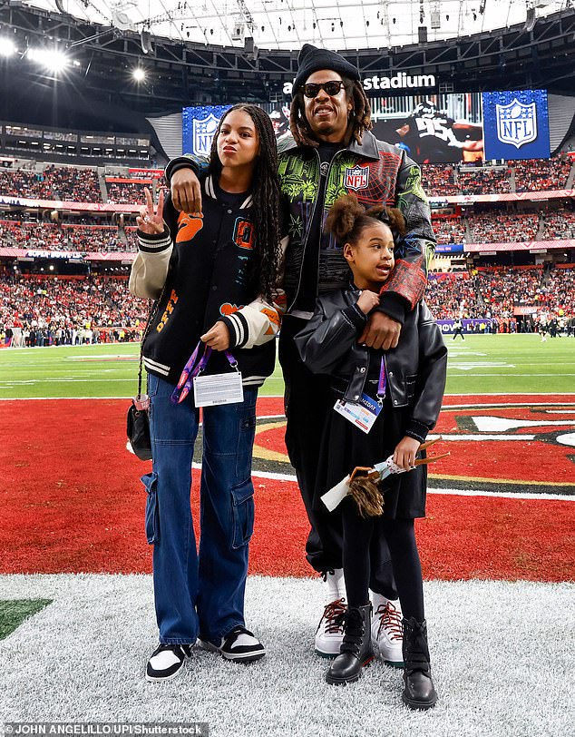 Beyoncé's Daughters, Blue Ivy And Rumi: A Striking Resemblance At The 2025 Super Bowl Beyoncé's Daughters, Blue Ivy And Rumi: A Striking Resemblance At The 2025 Super Bowl