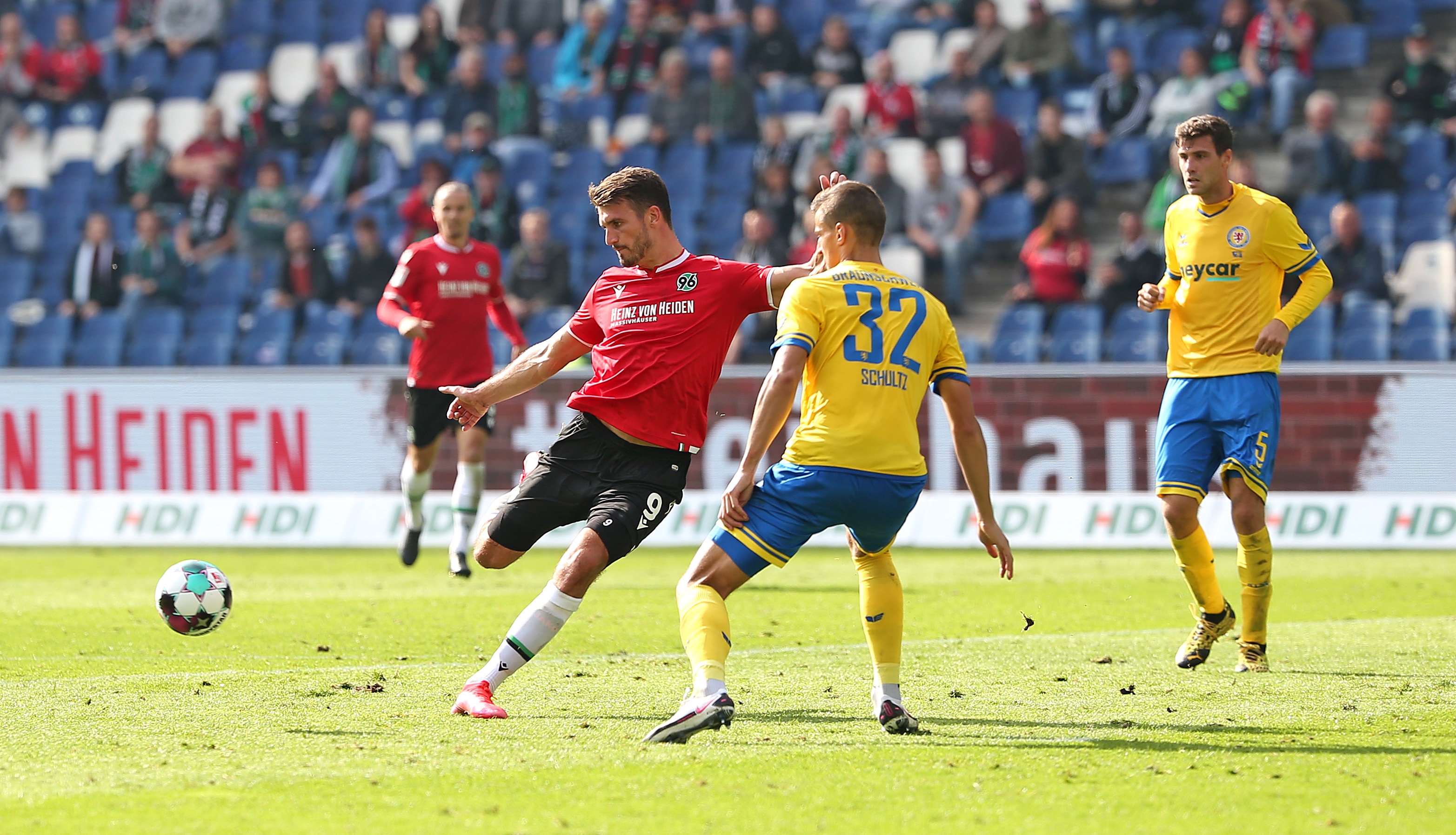 Braunschweig Vs. Hannover 96: Jannes Horns Karriereweg Braunschweig Vs. Hannover 96: Jannes Horns Karriereweg