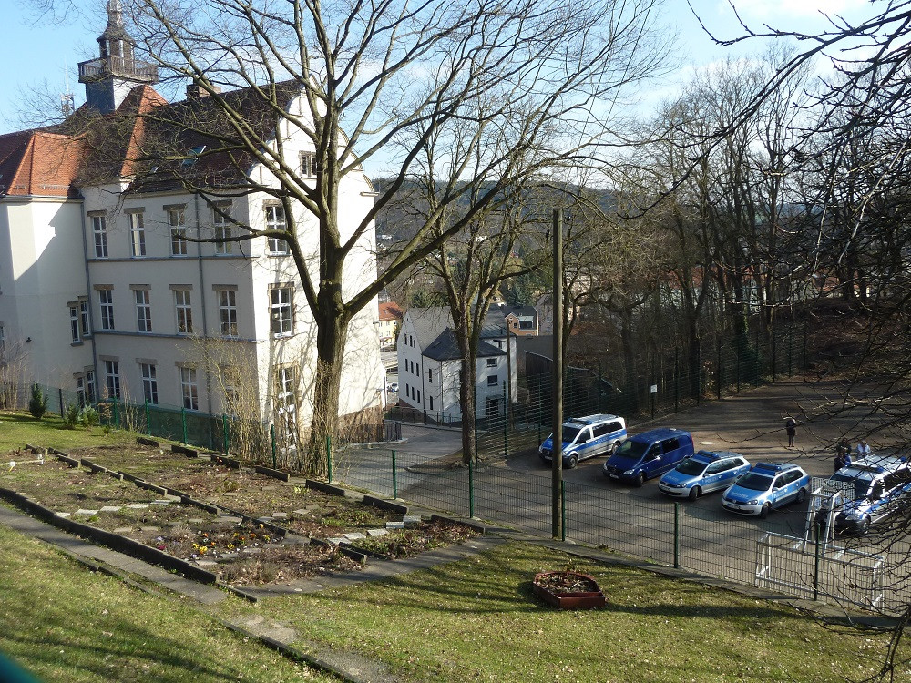 Braunschweiger Grundschule: Entwarnung Nach Bombendrohung In Niedersachsen & Bremen Braunschweiger Grundschule: Entwarnung Nach Bombendrohung In Niedersachsen & Bremen