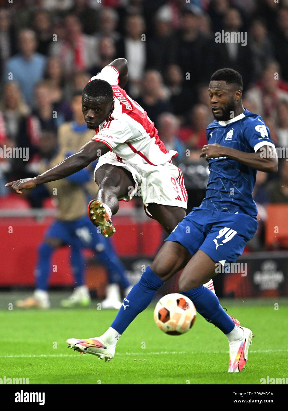 Brian Brobbey's Strength: A Nightmare For Europa League Opponents Brian Brobbey's Strength: A Nightmare For Europa League Opponents