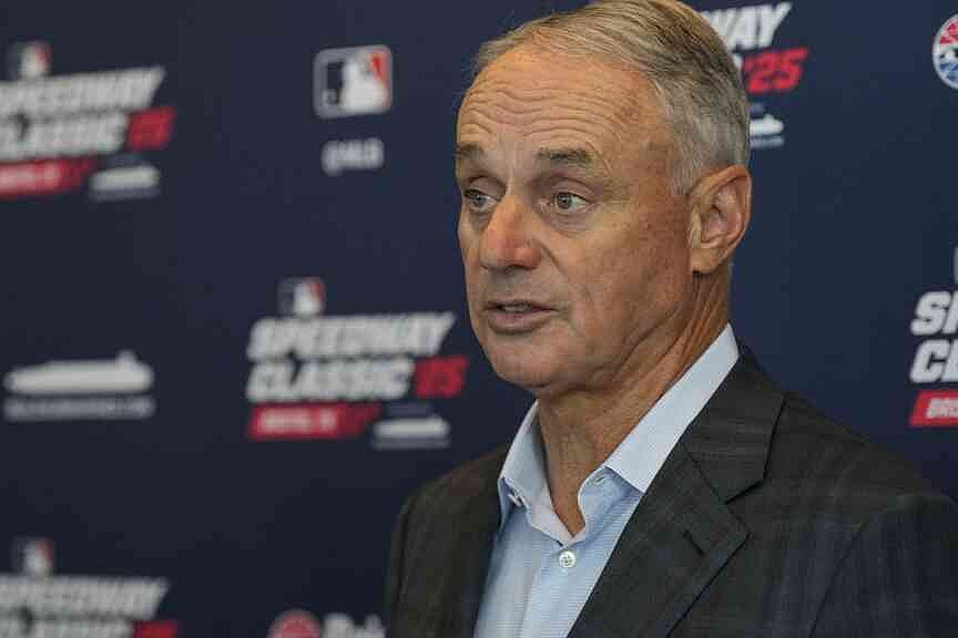 Bristol Motor Speedway: Manfred Forecasts Huge Attendance Bristol Motor Speedway: Manfred Forecasts Huge Attendance