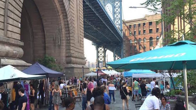 Brooklyn Flea's Dumbo Archway Plaza Extension Confirmed Until 2027 Brooklyn Flea's Dumbo Archway Plaza Extension Confirmed Until 2027