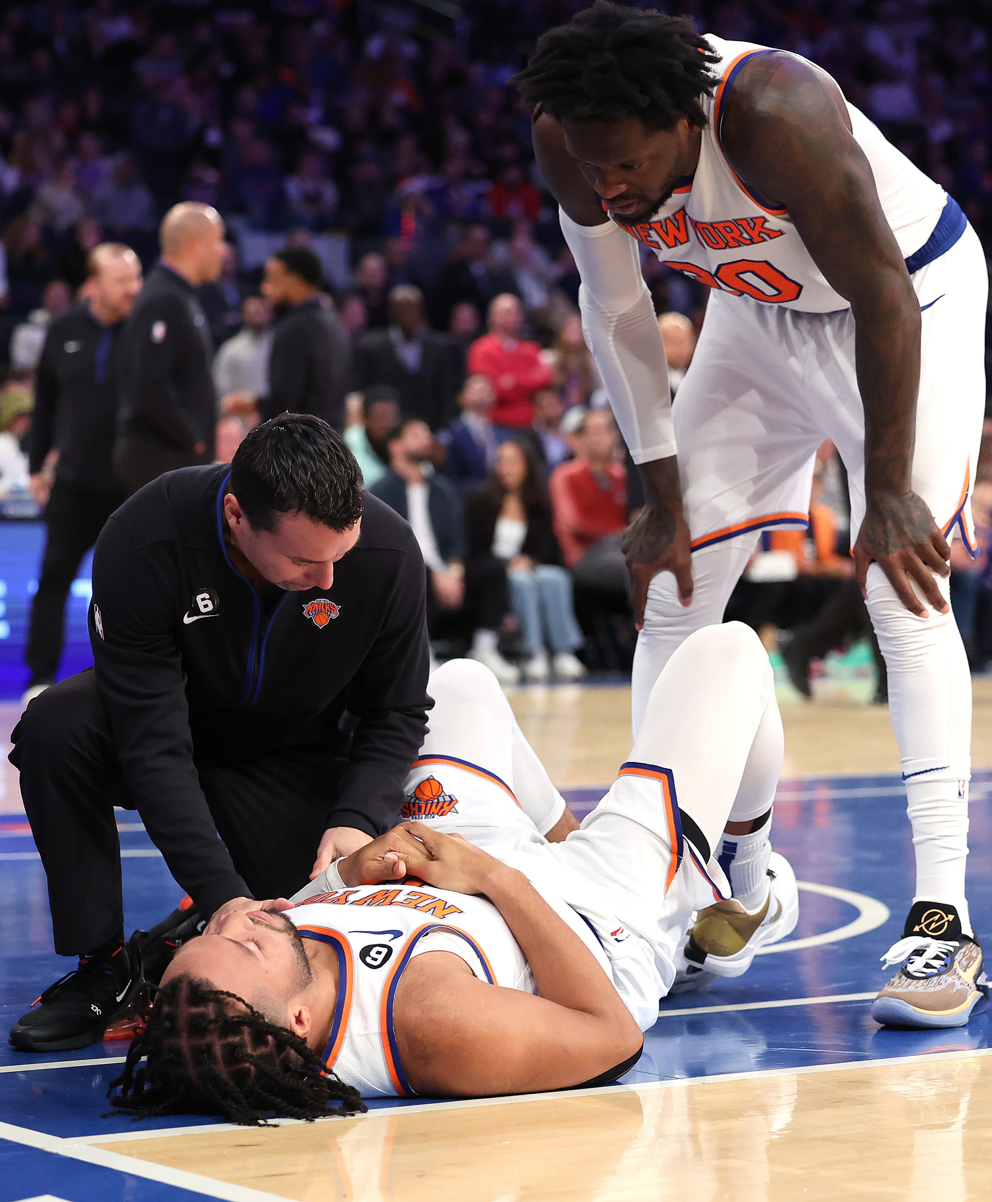 Brunson Injury: A Critical Look At The Knicks' Biggest Issue Brunson Injury: A Critical Look At The Knicks' Biggest Issue