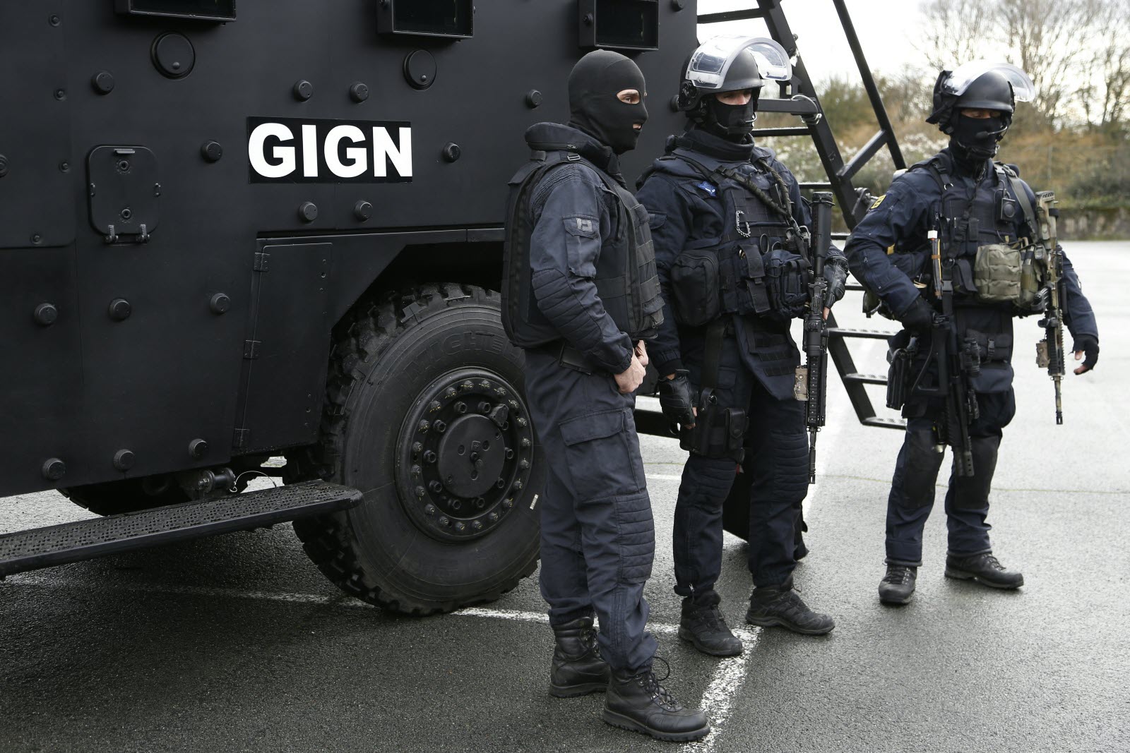 Caluire-et-Cuire : Interpellation Après Tentative D'intrusion Dans Une Synagogue Caluire-et-Cuire : Interpellation Après Tentative D'intrusion Dans Une Synagogue