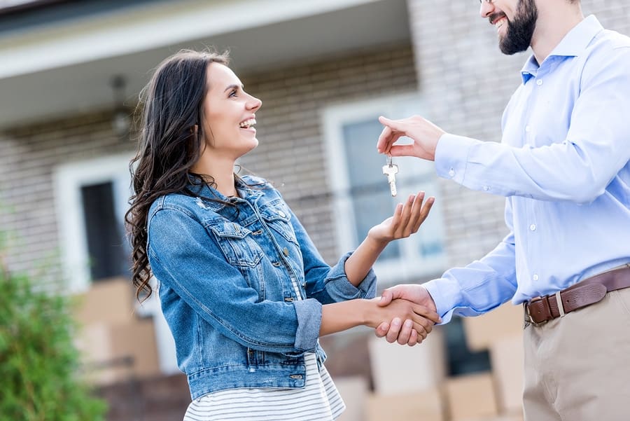 Can You Buy A House While Paying Off Student Loans? Can You Buy A House While Paying Off Student Loans?