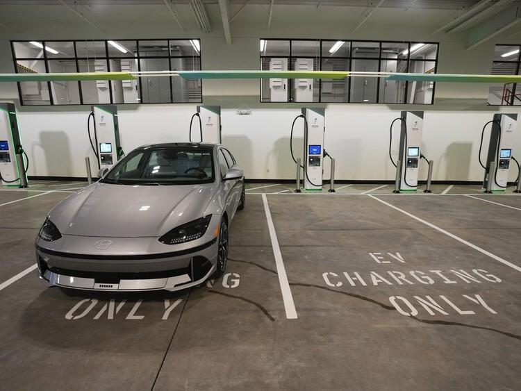 Car Dealers Double Down: Renewed Fight Against Electric Vehicle Mandates Car Dealers Double Down: Renewed Fight Against Electric Vehicle Mandates