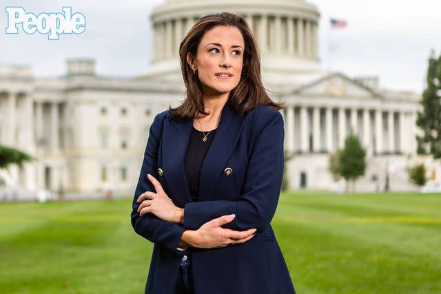 Cassidy Hutchinson: Jan 6 Hearing Testimony To Be Detailed In Upcoming Memoir Cassidy Hutchinson: Jan 6 Hearing Testimony To Be Detailed In Upcoming Memoir