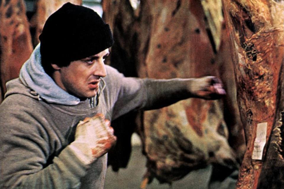 Cât A Încasat Sylvester Stallone Pentru Filmele Rocky? Cât A Încasat Sylvester Stallone Pentru Filmele Rocky?