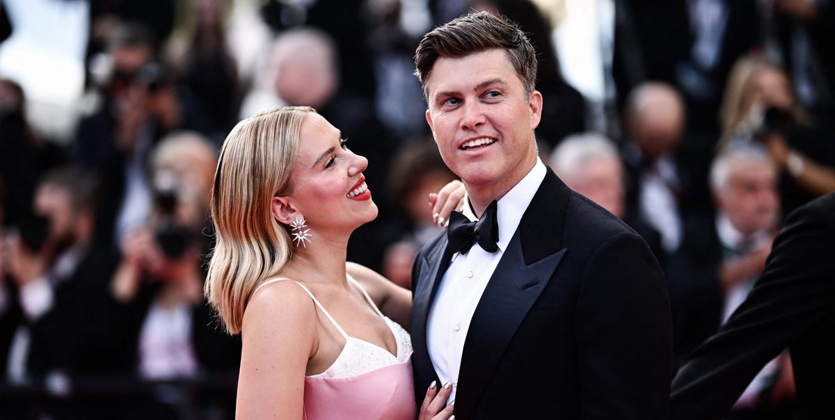 Celebrity Pay Gap: Comparing Colin Jost's And Scarlett Johansson's Earnings Celebrity Pay Gap: Comparing Colin Jost's And Scarlett Johansson's Earnings