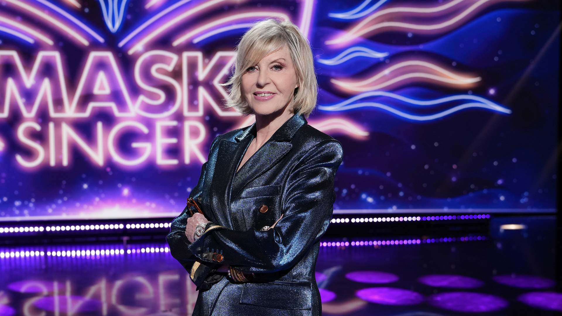 Chantal Ladesou Dévoile L'identité De L'Autruche Dans Mask Singer 2025 Chantal Ladesou Dévoile L'identité De L'Autruche Dans Mask Singer 2025