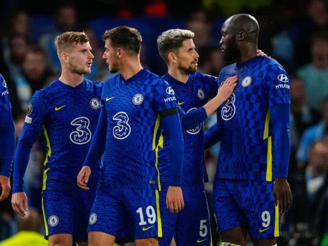 Chelsea's Bellingham Bid Outpaces Manchester United Chelsea's Bellingham Bid Outpaces Manchester United