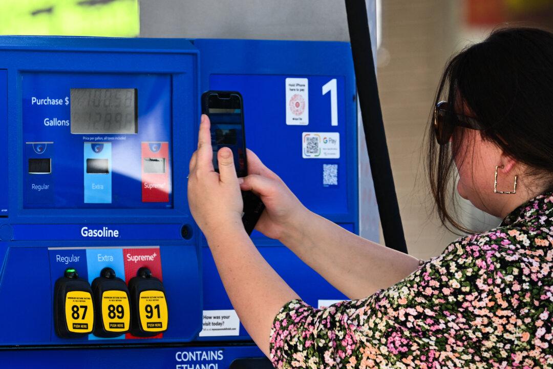 Columbus Gas Prices: $2.83 To $3.31 Per Gallon Columbus Gas Prices: $2.83 To $3.31 Per Gallon