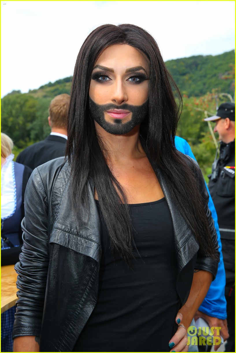 Conchita Wurst & JJ: Eurovision Village Concert ESC 2025 Conchita Wurst & JJ: Eurovision Village Concert ESC 2025