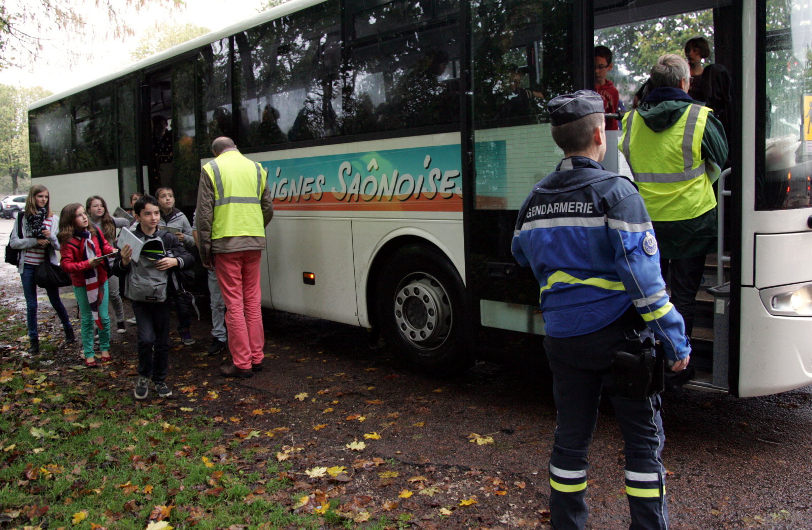 Contrôles Antidrogue Conducteurs Cars Scolaires: Multiplication Des Tests Annoncée