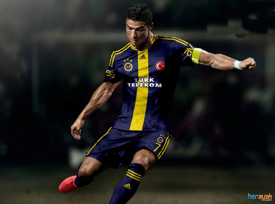 Cristiano Ronaldo'nun Fenerbahçe'ye Transferi: Gerçekleşebilir Mi? Cristiano Ronaldo'nun Fenerbahçe'ye Transferi: Gerçekleşebilir Mi?