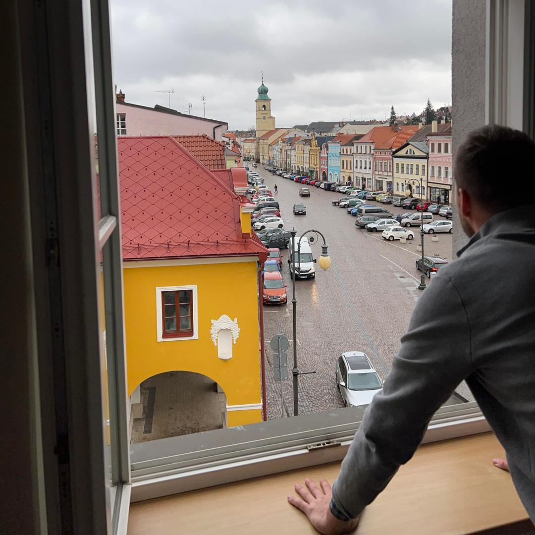 ČT Blokuje Novináře Deníku N A Seznam Zpráv: Co Se Stalo Na Brífinku? ČT Blokuje Novináře Deníku N A Seznam Zpráv: Co Se Stalo Na Brífinku?