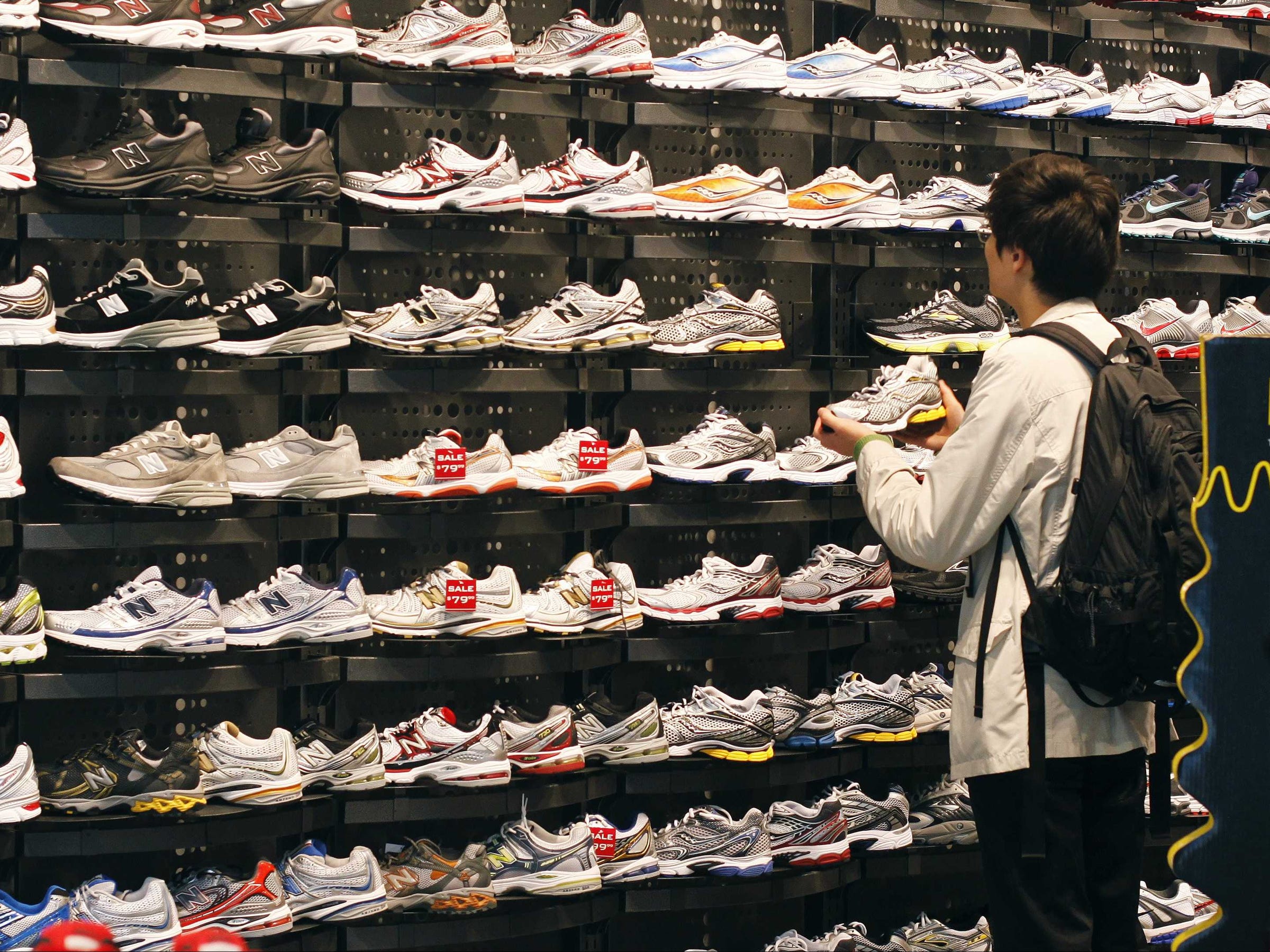 Death Following Dispute At West Broad Street Foot Locker: Crime Insider Source Death Following Dispute At West Broad Street Foot Locker: Crime Insider Source