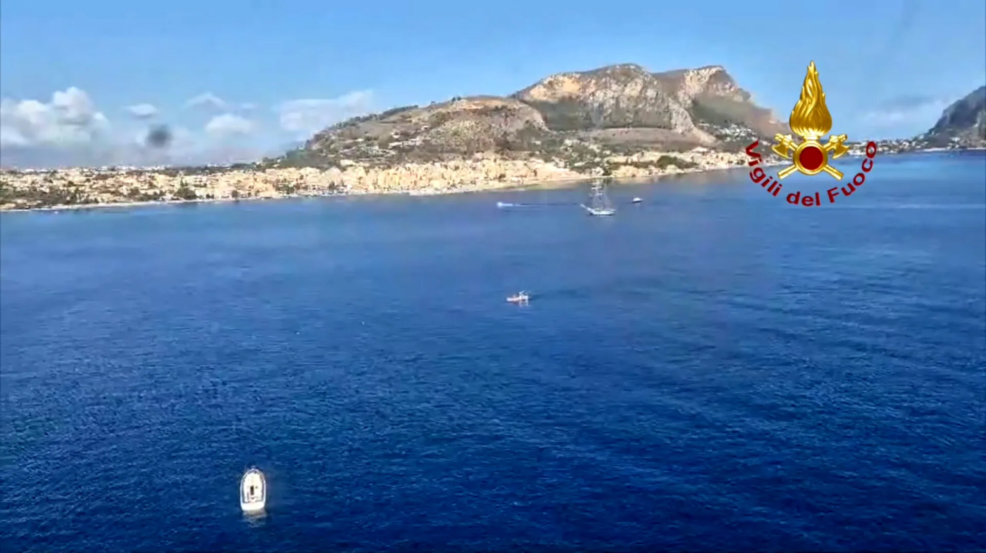 Death Of Diver During Recovery Of Tech Tycoon's Sunken Yacht Death Of Diver During Recovery Of Tech Tycoon's Sunken Yacht