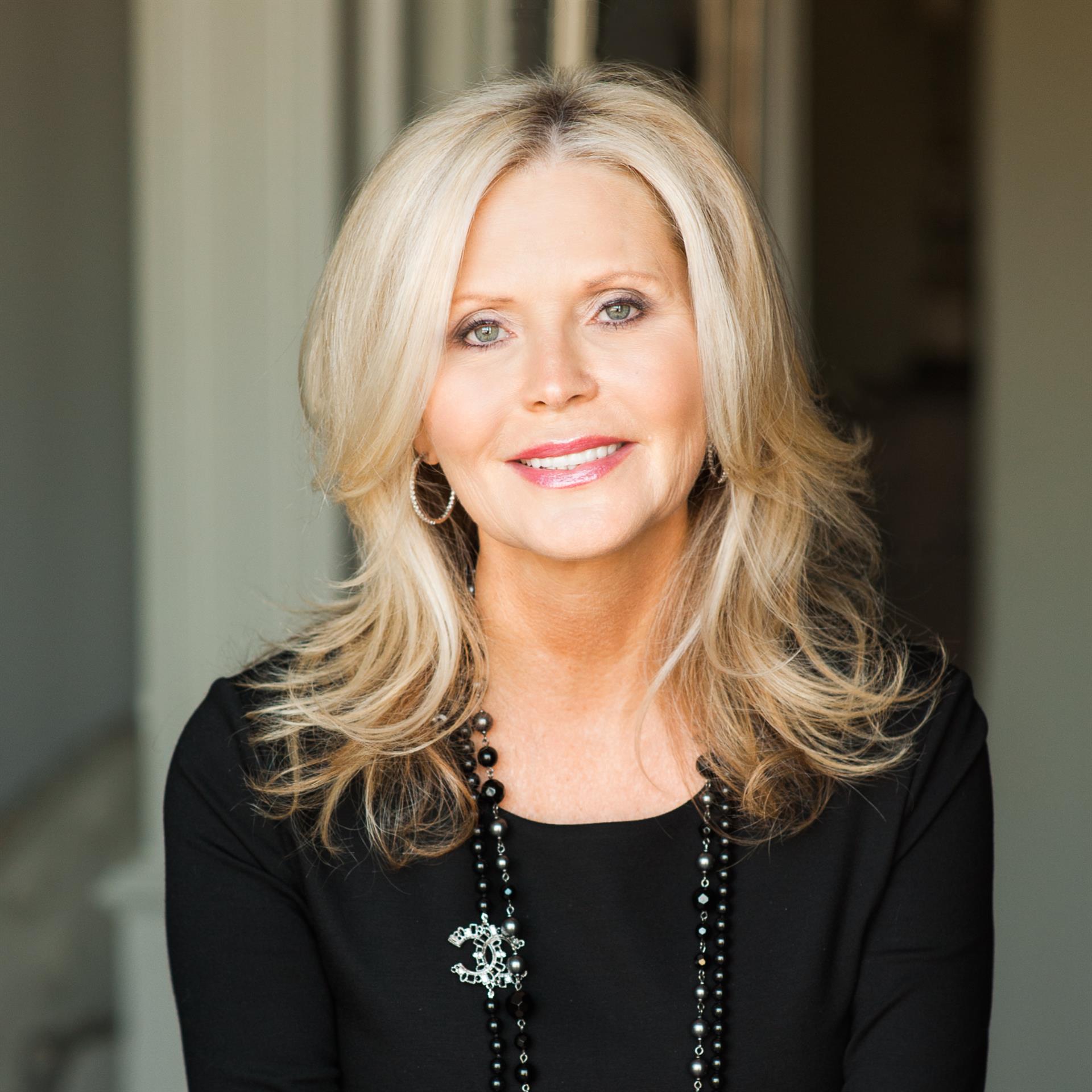 Debbie Elliott: Impact And Legacy Debbie Elliott: Impact And Legacy