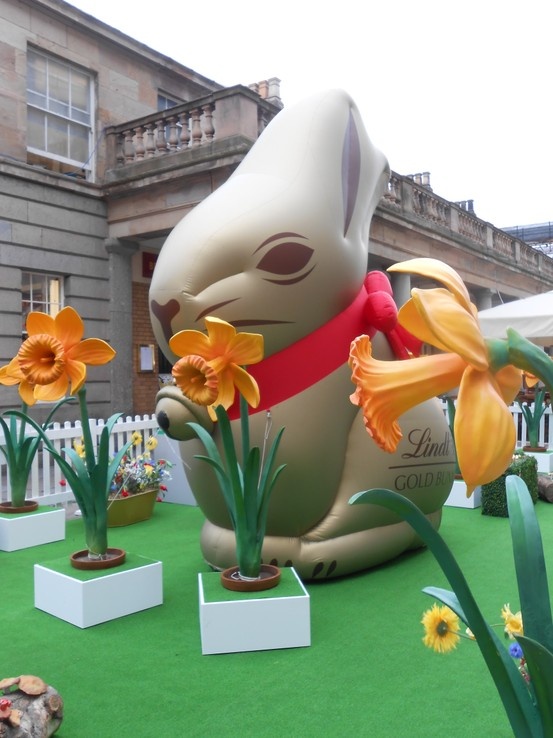 Discover Lindt's New Chocolate Haven In Central London Discover Lindt's New Chocolate Haven In Central London
