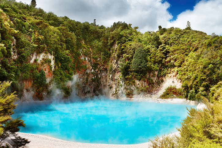 Discover Rotorua: The Heart Of Māori Culture And Geothermal Wonders Discover Rotorua: The Heart Of Māori Culture And Geothermal Wonders