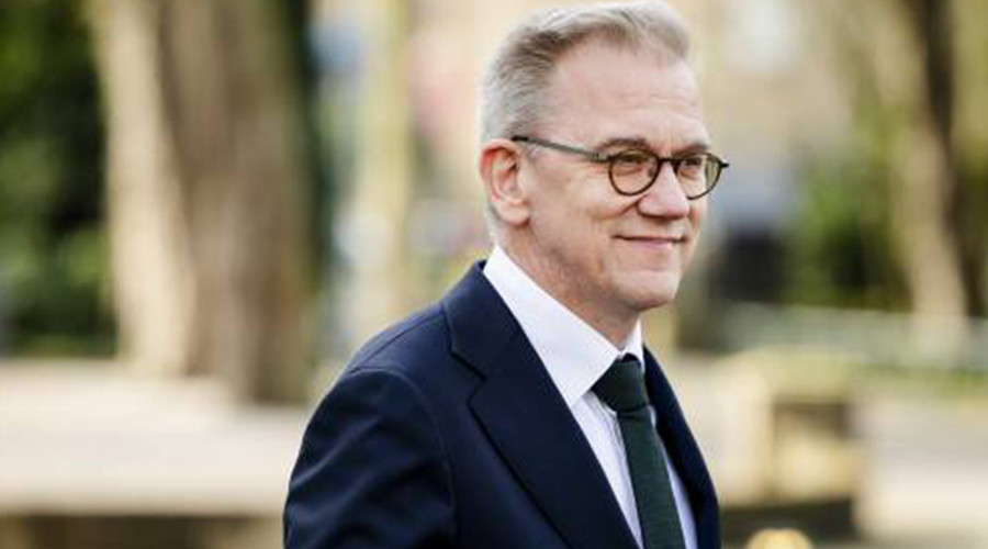 Discussie Leeflang: Noodzaak Voor Overleg Tussen Bruins En NPO-toezichthouder Discussie Leeflang: Noodzaak Voor Overleg Tussen Bruins En NPO-toezichthouder